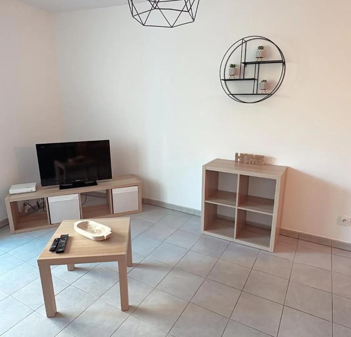 Appartement T2 Proche Des Calanques Sormiou Et Morgiou Marseille 0*,  France
